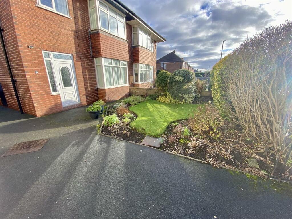 Bramleys Estate Agents - Sunny Bank Road - Mirfiel