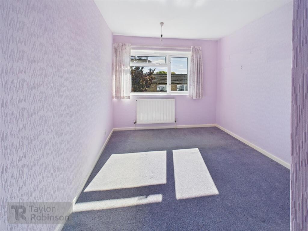 CAM02600G0-PR0562-STILL012.jpg