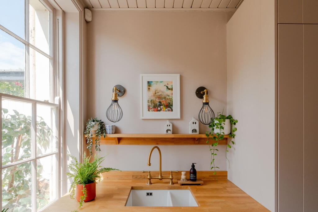 291808 - Summer Hill, Canterbury, CT2 8NH - hig...