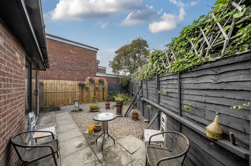 1345080-19-68adcb...