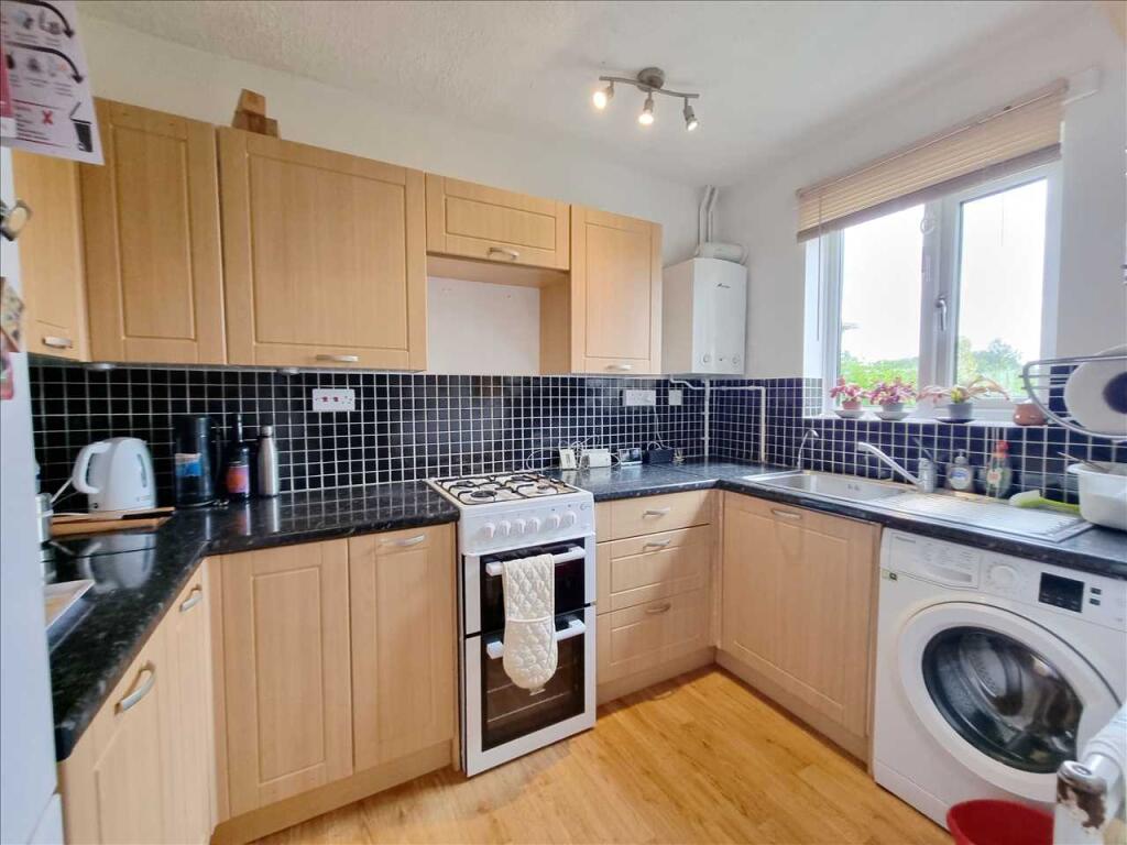 Kitchen: