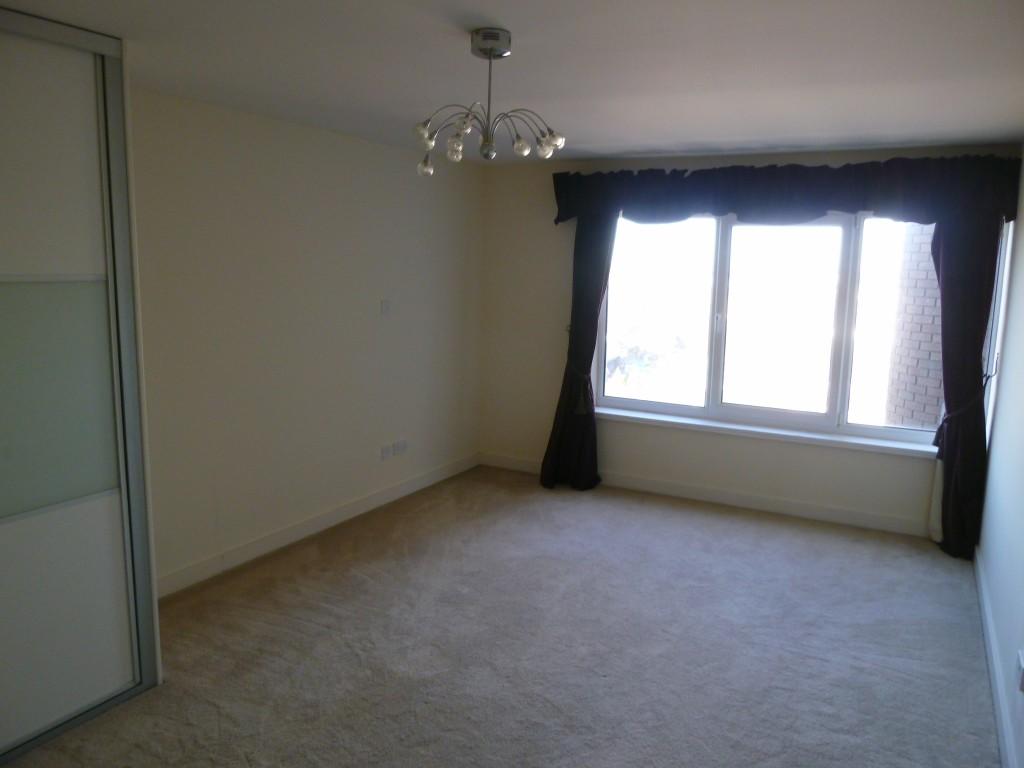 Master Bedroom (II)