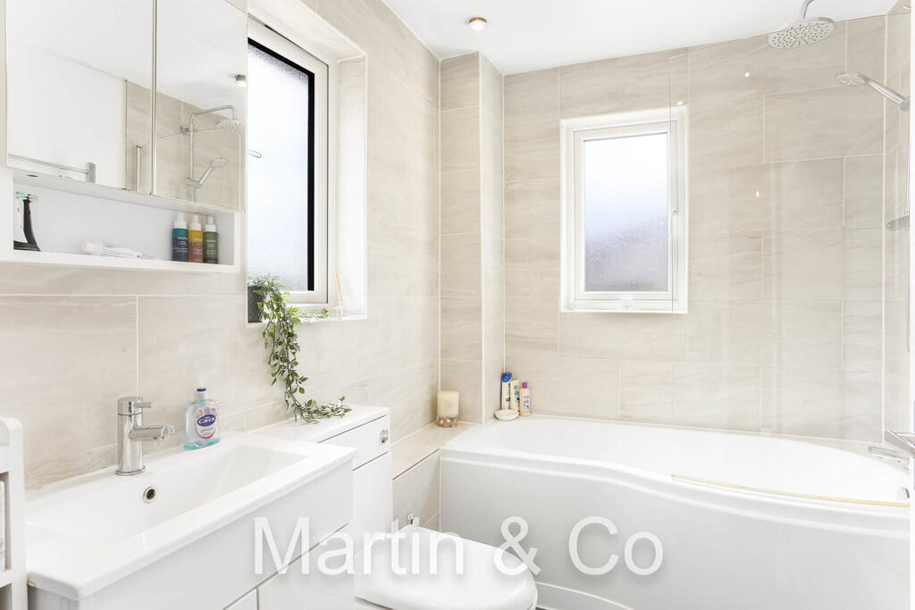 1472197949 - 1 Oa...