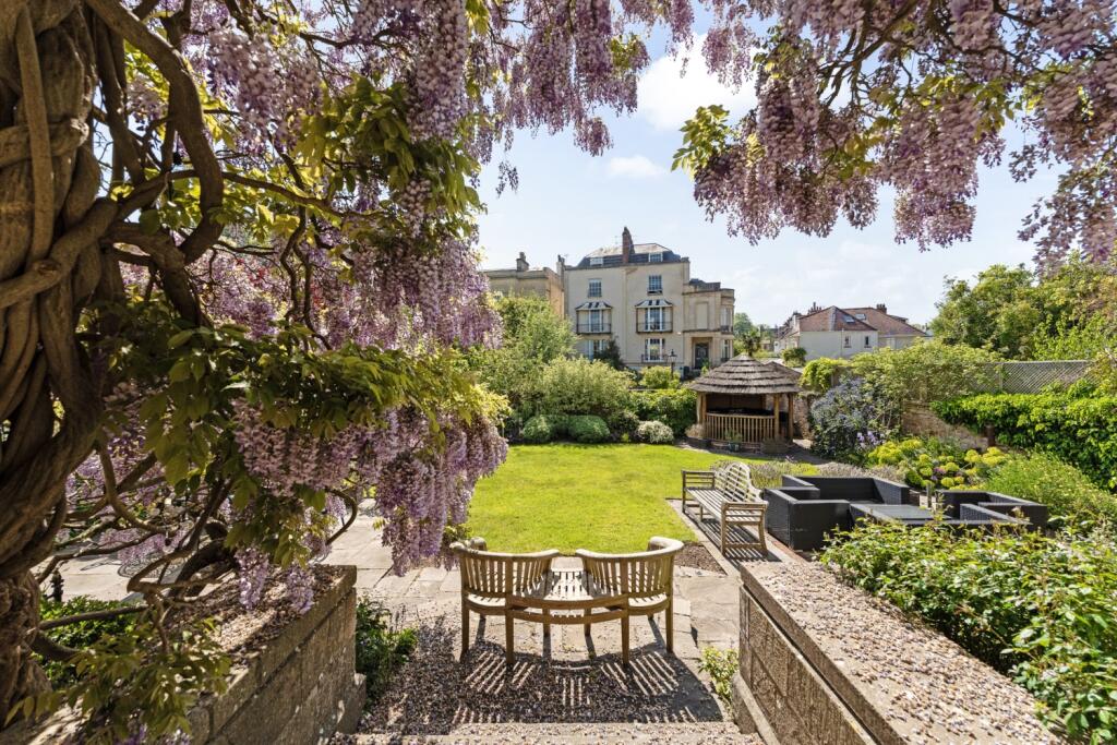 Private Garden