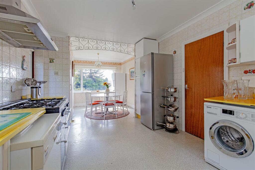 Kitchen-1.jpg