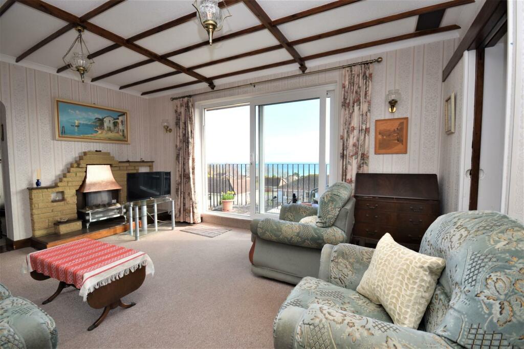 Sitting Room.JPG