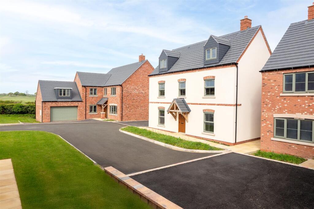 The Meadows Street Scene-10.jpg