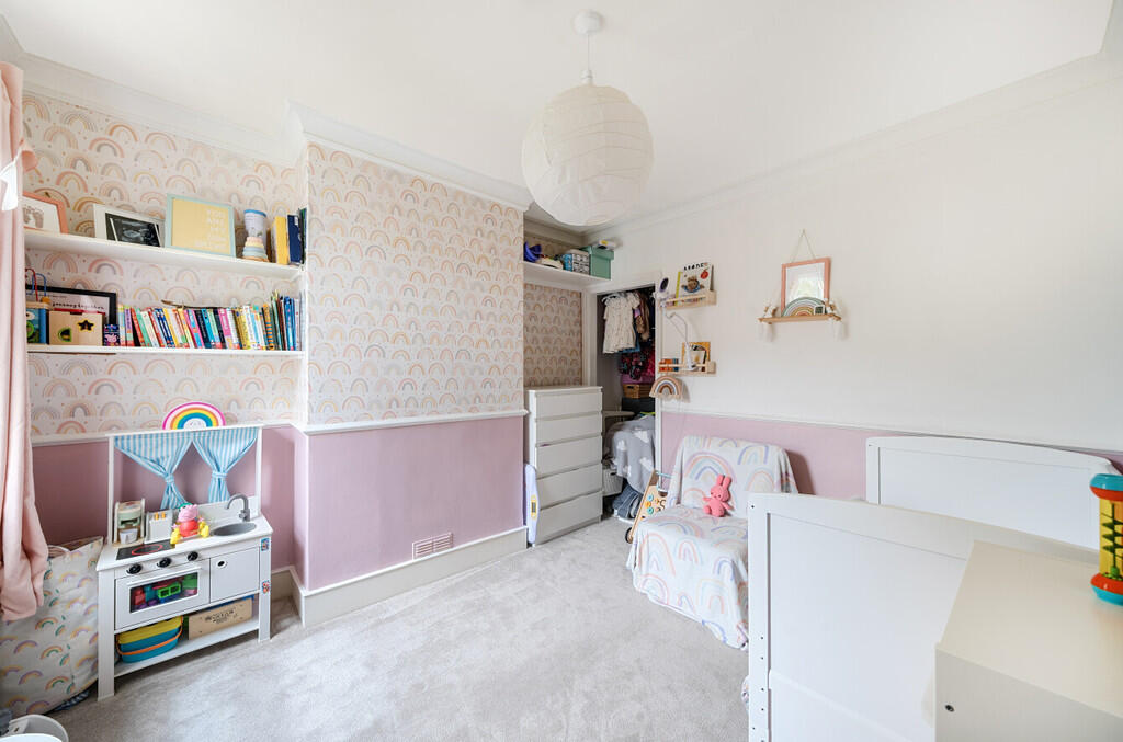 1299926-27-682f15...