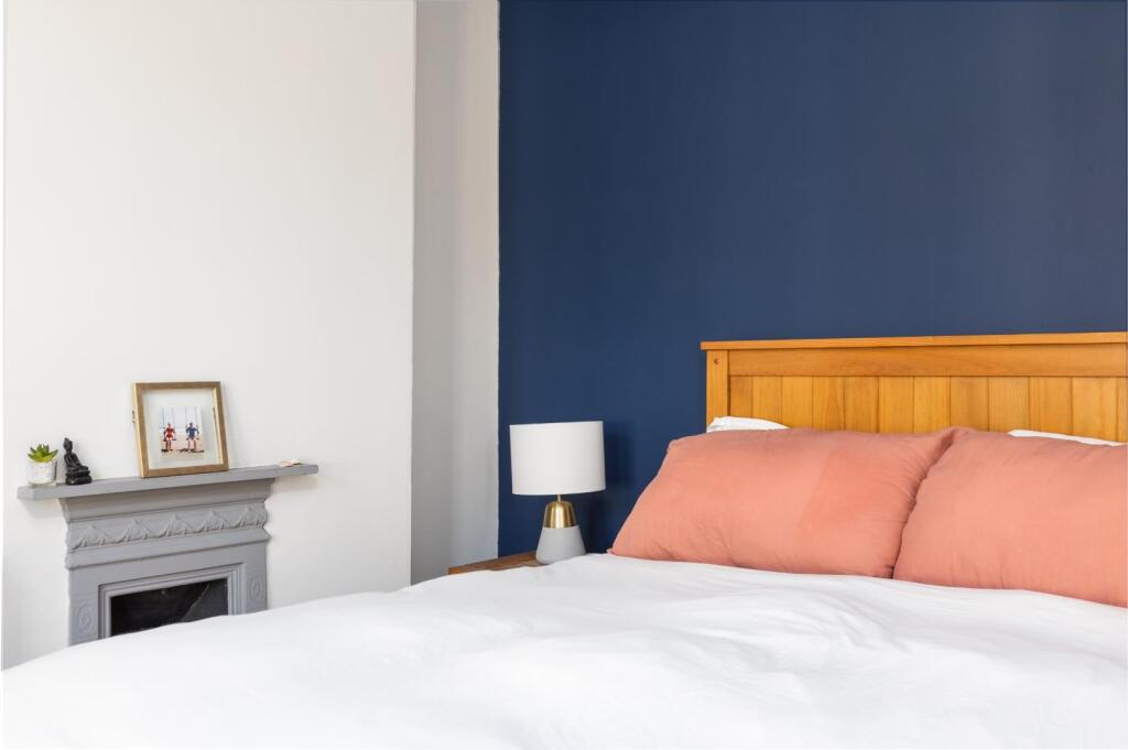 33 Repton Road, BS4-6.jpg