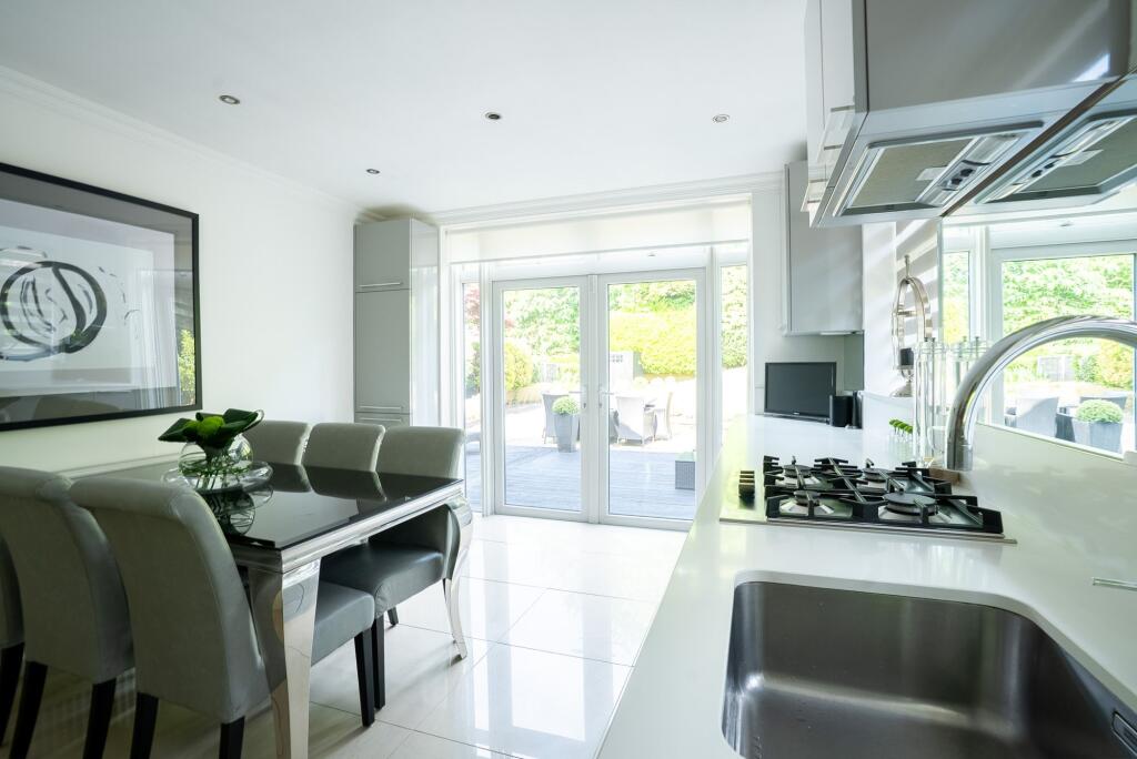Kitchen / Diner