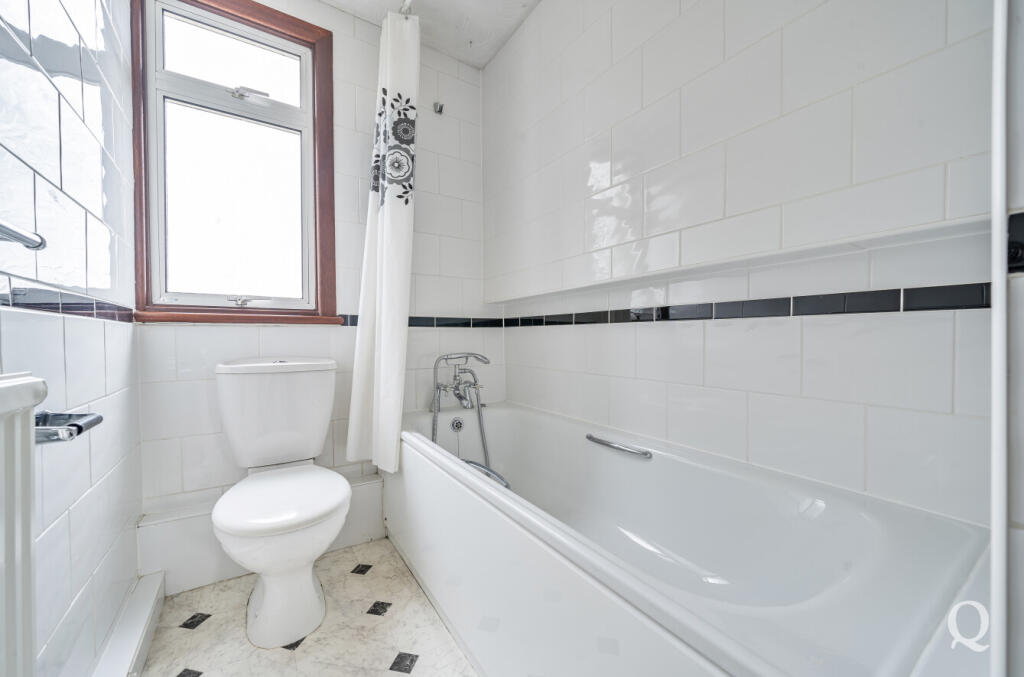 5b5a584f-b659-47f...