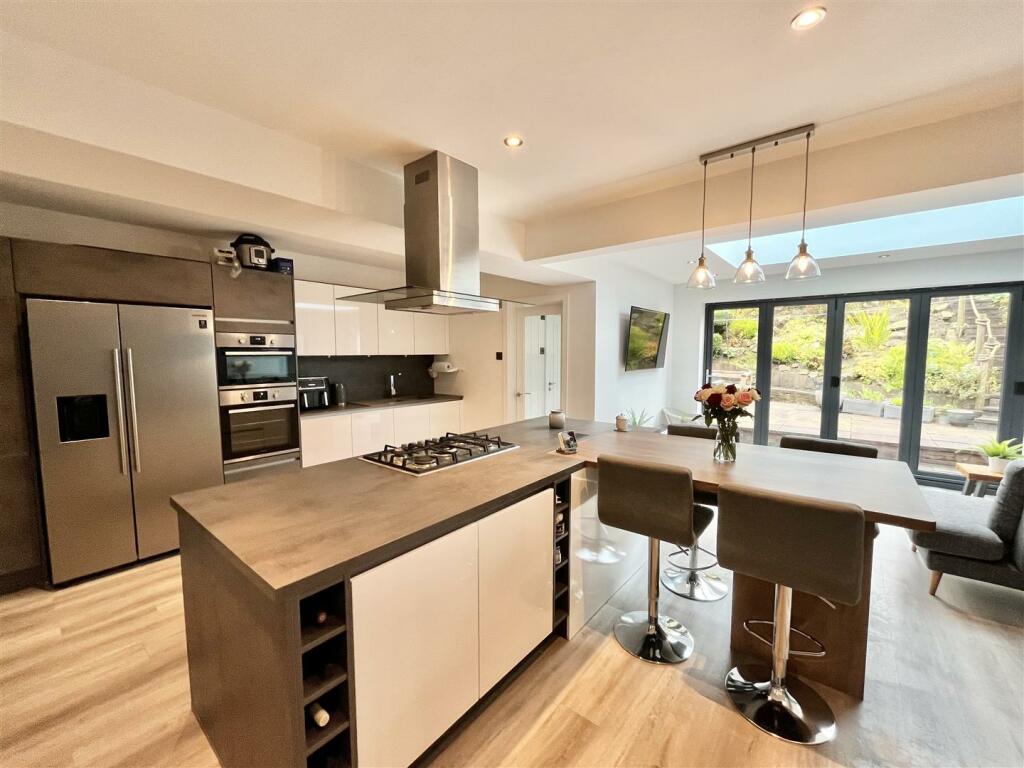 Open Plan Kitchen, Dining &amp; Sitting Room