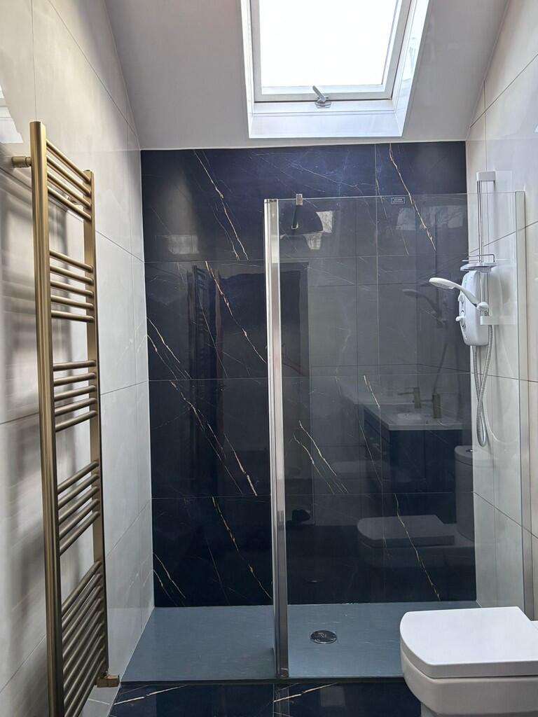 ensuite 2
