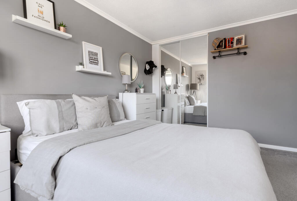 1313485-19-685999...