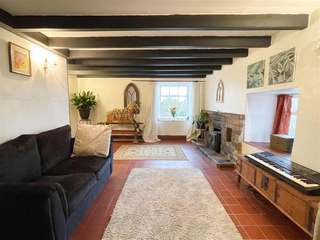 dining room.jpg