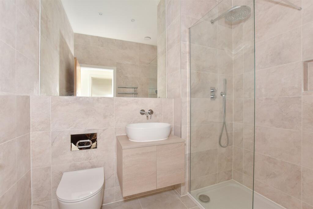En-Suite Shower Room