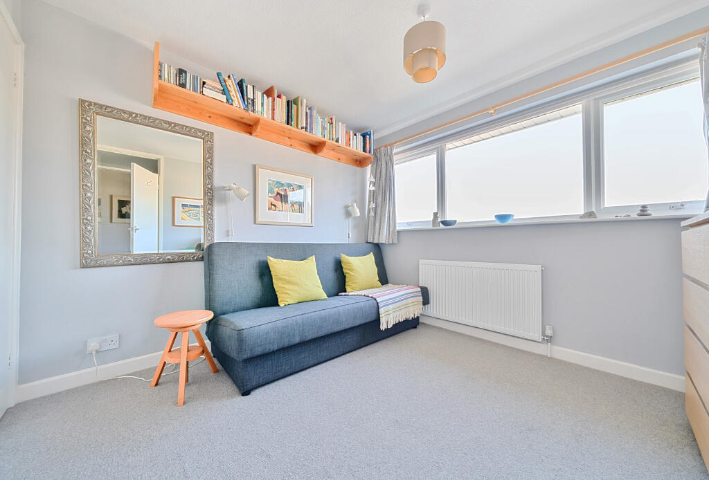 1373316-18-68ff50...