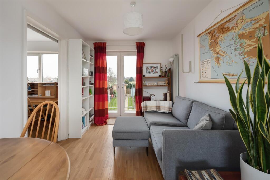 Island Wall, Whitstable