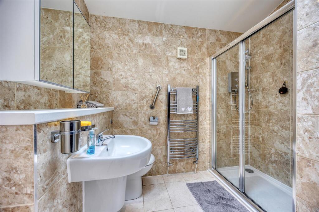 31_CRAWFORD_AVE_LENZIE_018.JPEG