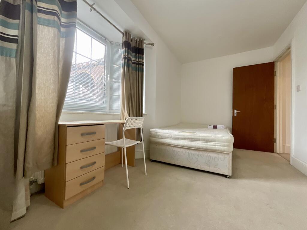 50 Beaconsfield Road - Bedroom 5 (1)