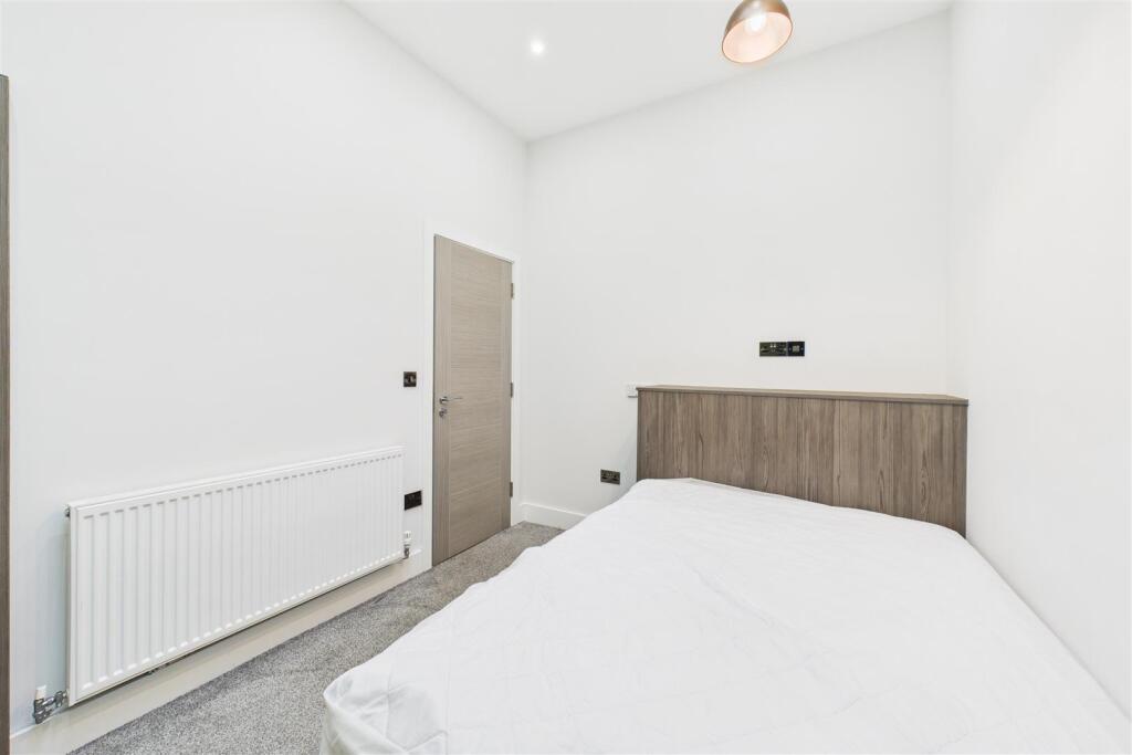 Flat 2 | 1 - 3, Old Church Road Clevedon, North So