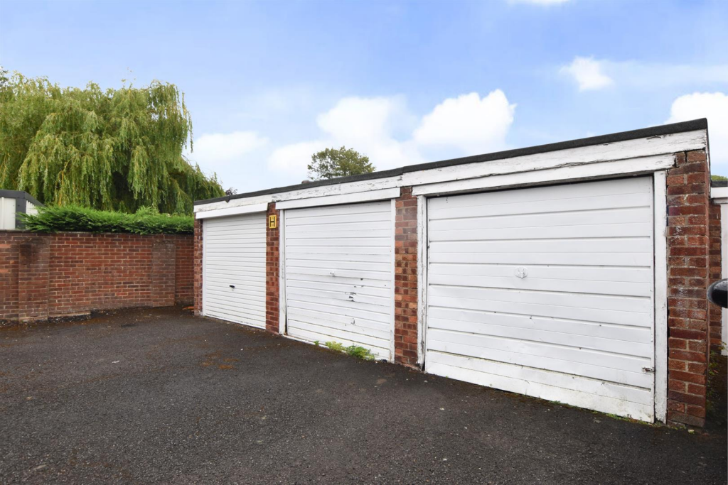 BRICK GARAGE