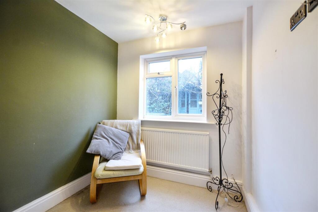 Bedroom 2_1.jpeg