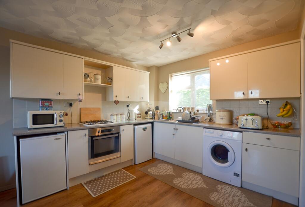 To Book A Viewing Call TPS Lostwithiel on 01208 87