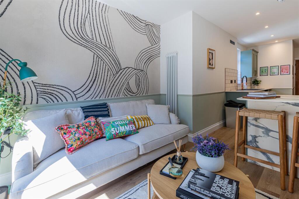 Theodora Street 50-15.jpg