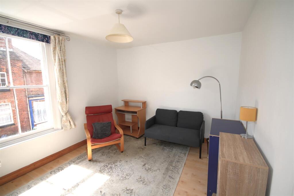 Bedroom 1a.JPG