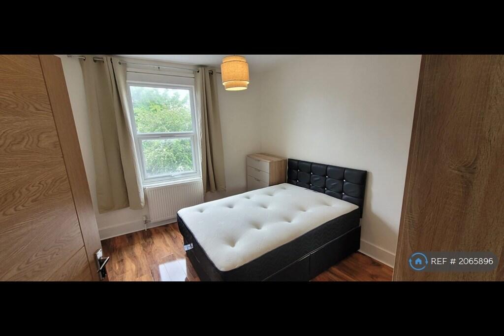 Double Room (Available Late August)