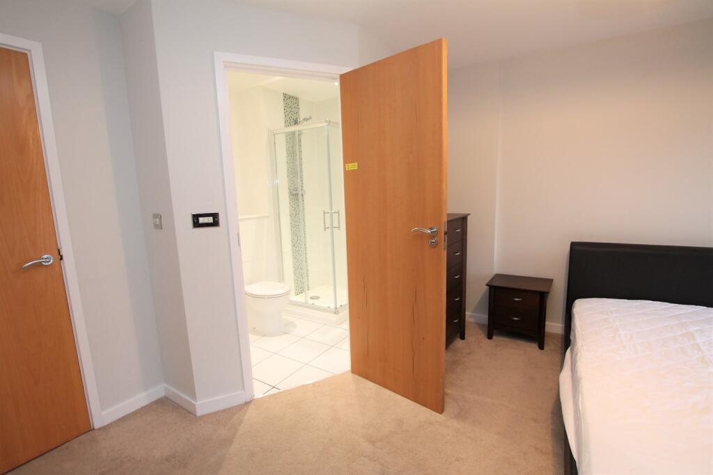 Bedroom+to+En+Suite