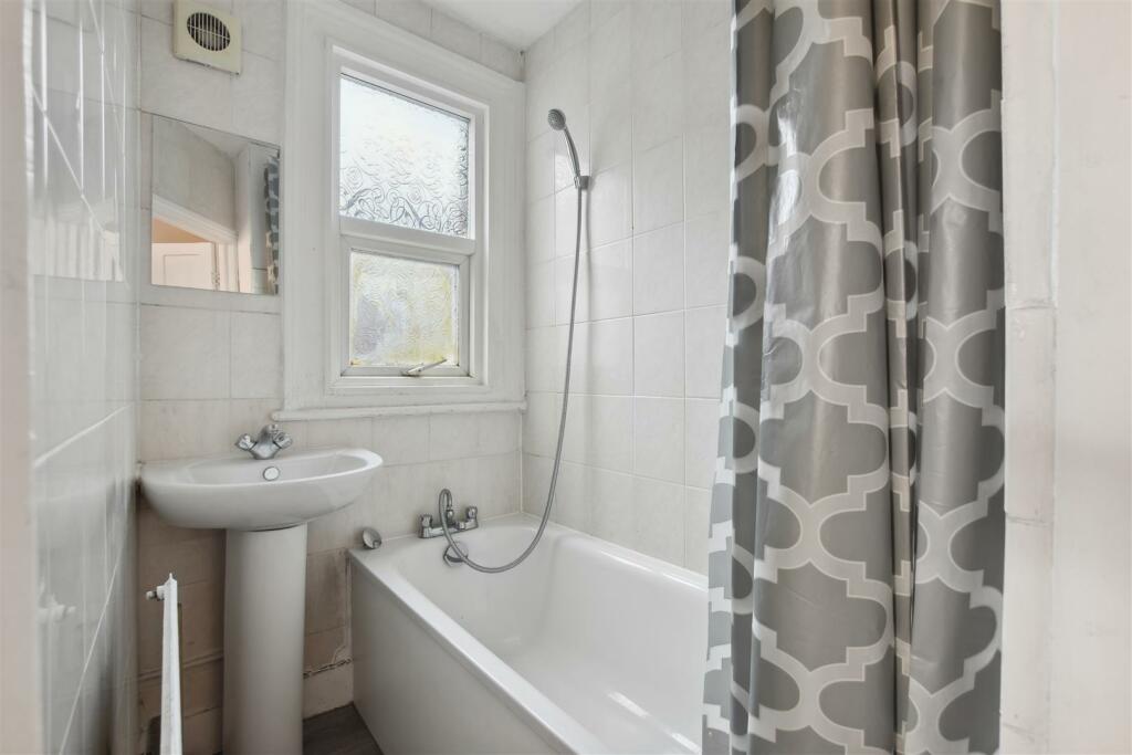 03-ab456ae1-2ce8-442e-8d04-5aa5004d9538GCWT- 55 As