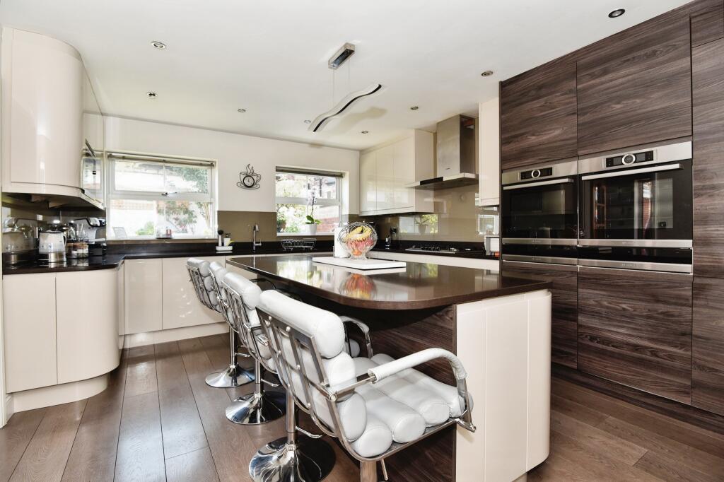Breakfast Kitchen