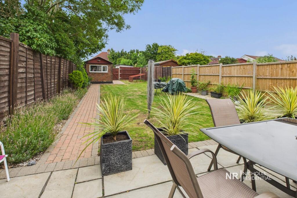 Garden Extra Photo 1