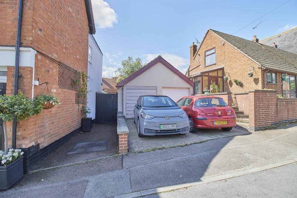 6a chapel street enderby  13.jpg