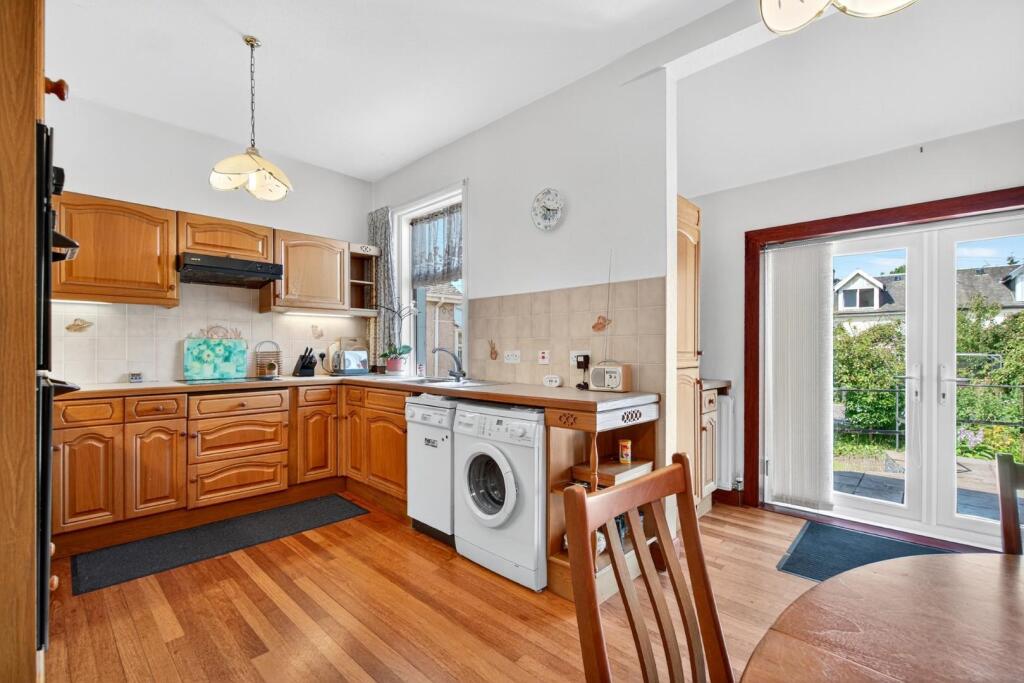 3 spalding drive, largs_07.jpg