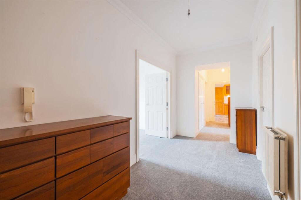 5 New Hall Manor-18.jpg