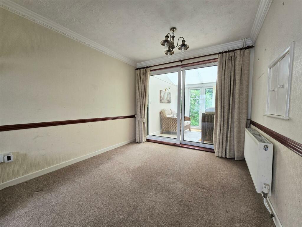 15 Huntingdon Road, Ashby