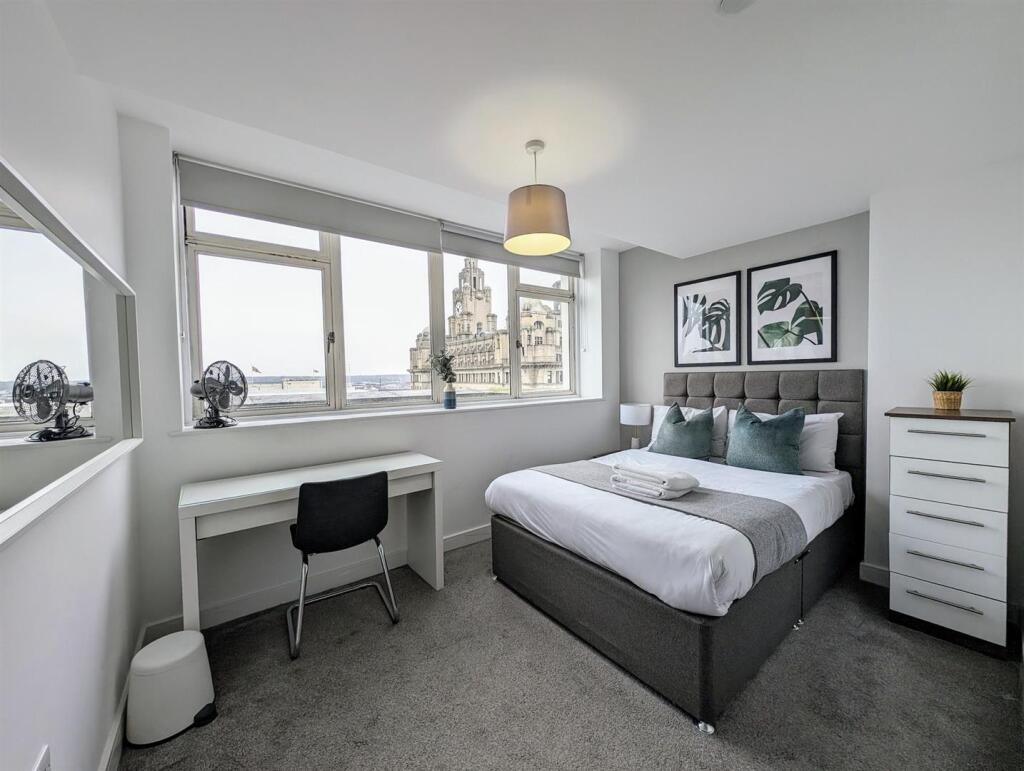 Master Bedroom.jpg
