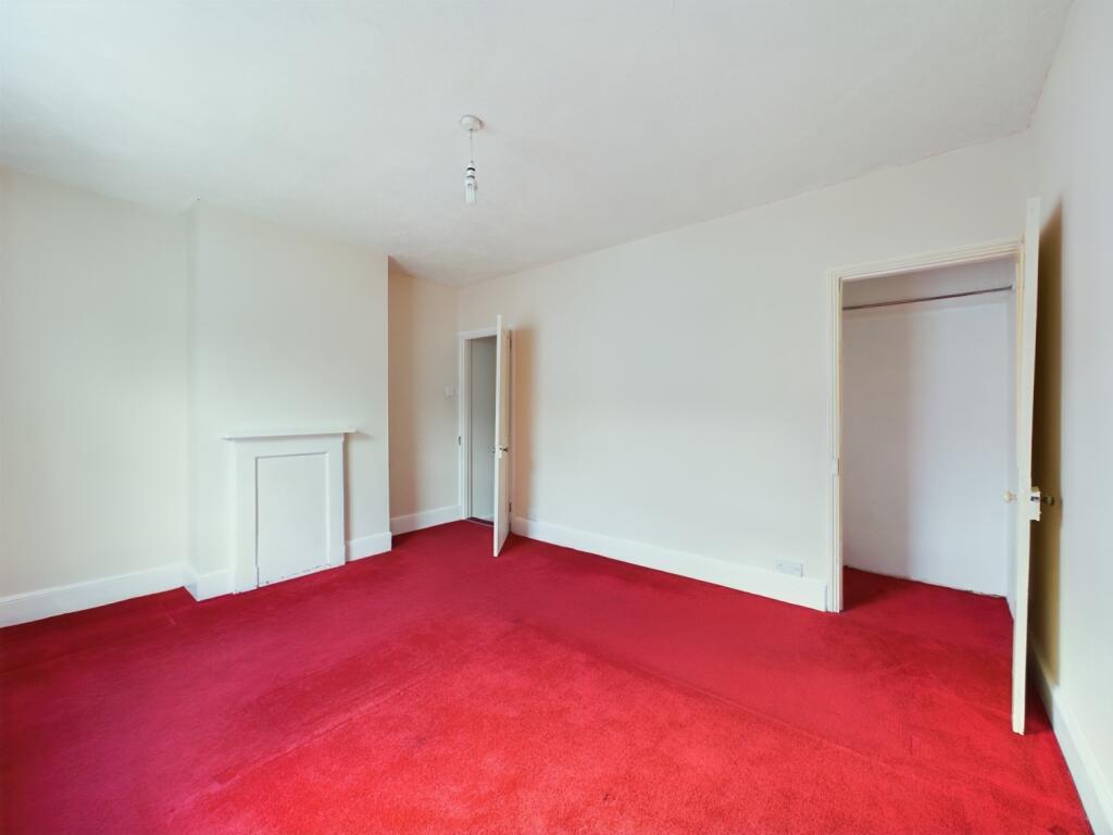 CAM01740G0-PR0313-STILL005