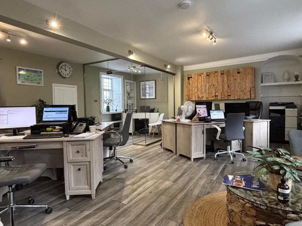 5c88d067-4d3a-40c...