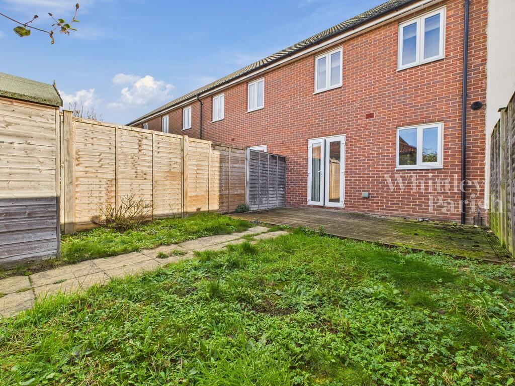 CAM04332G0-PR0563...