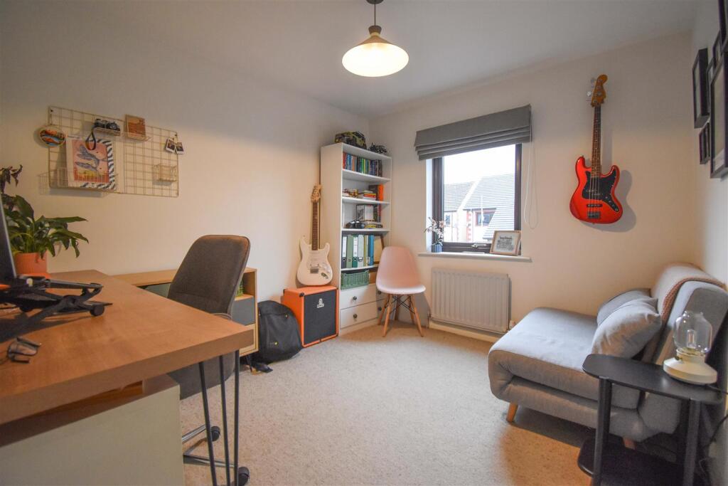 14 Norfolk Place Bedroom 3.jpg