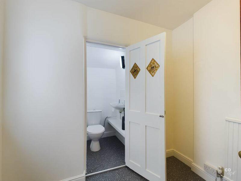 Downstairs-Toilet