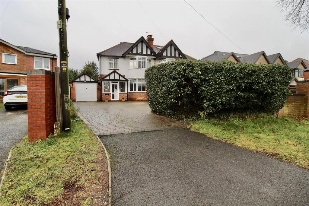 Front Garden/Driveway