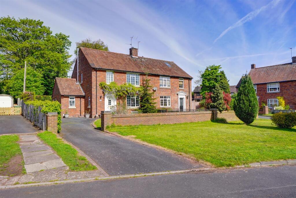 7 The Avenue (29).jpg