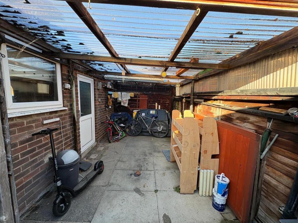 Photo 19-11-2025, 14 43 34 (1).jpg