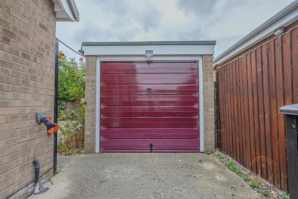 29 ash close-10.jpg