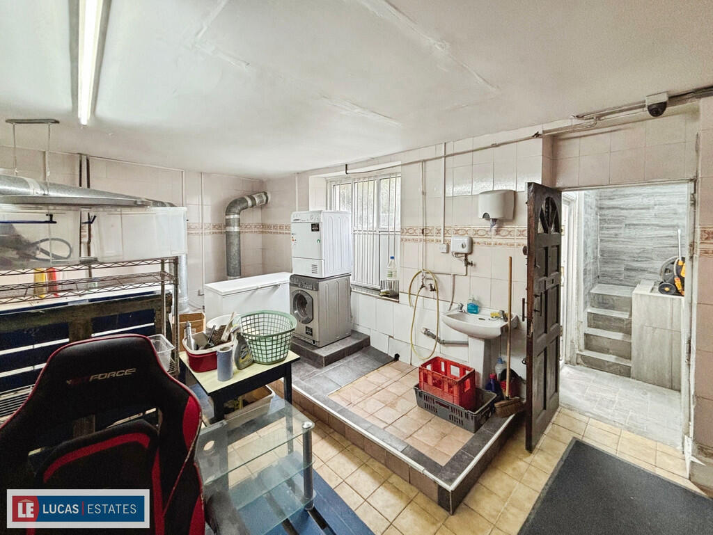 4adc503f-image_pi...